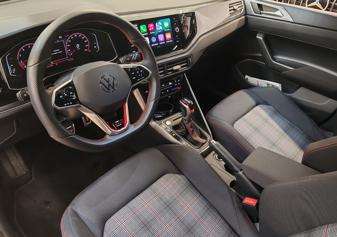 Volkswagen Polo — 9