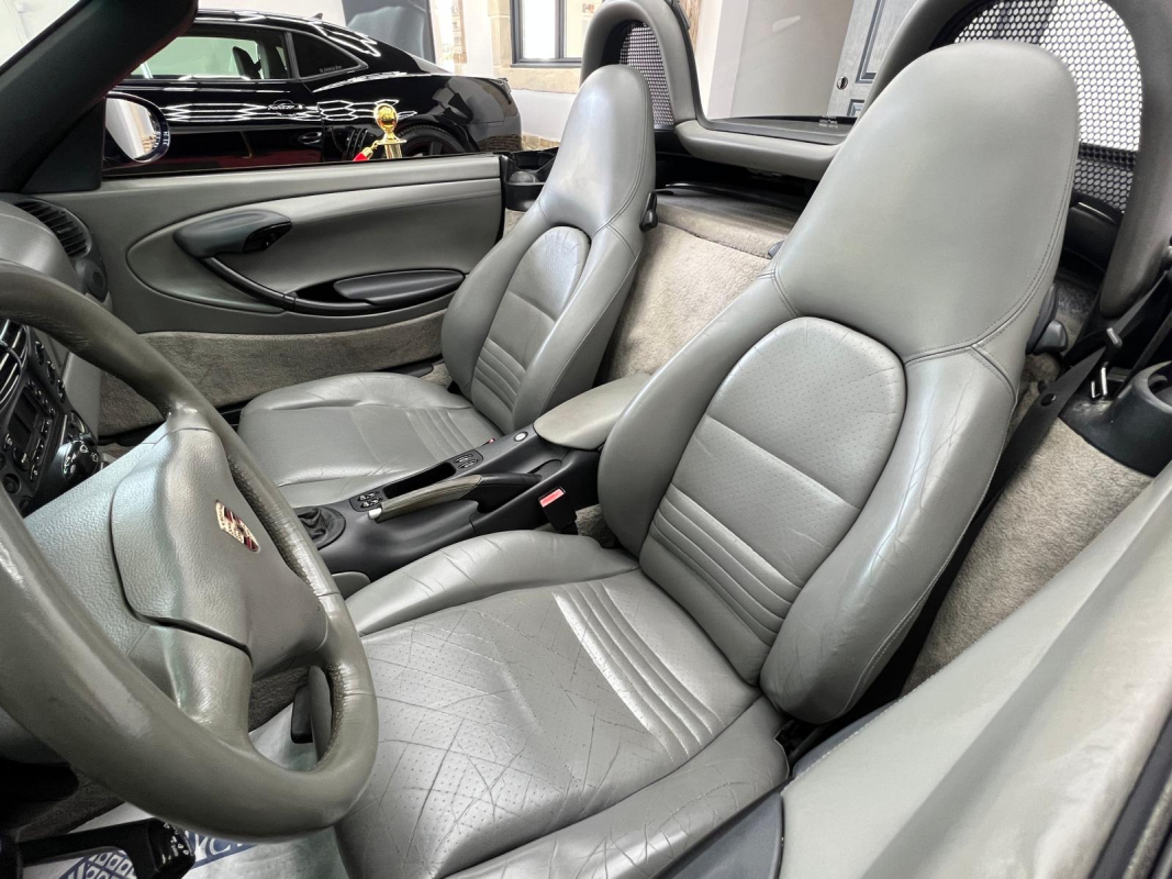 Porsche Boxster — 12
