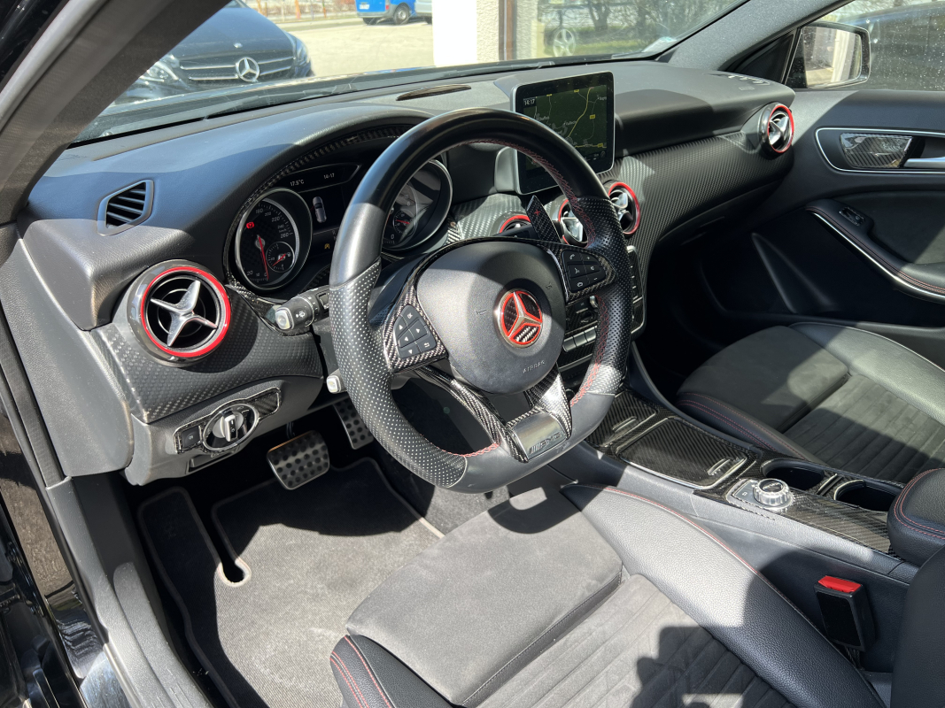 Mercedes Classe A — 33