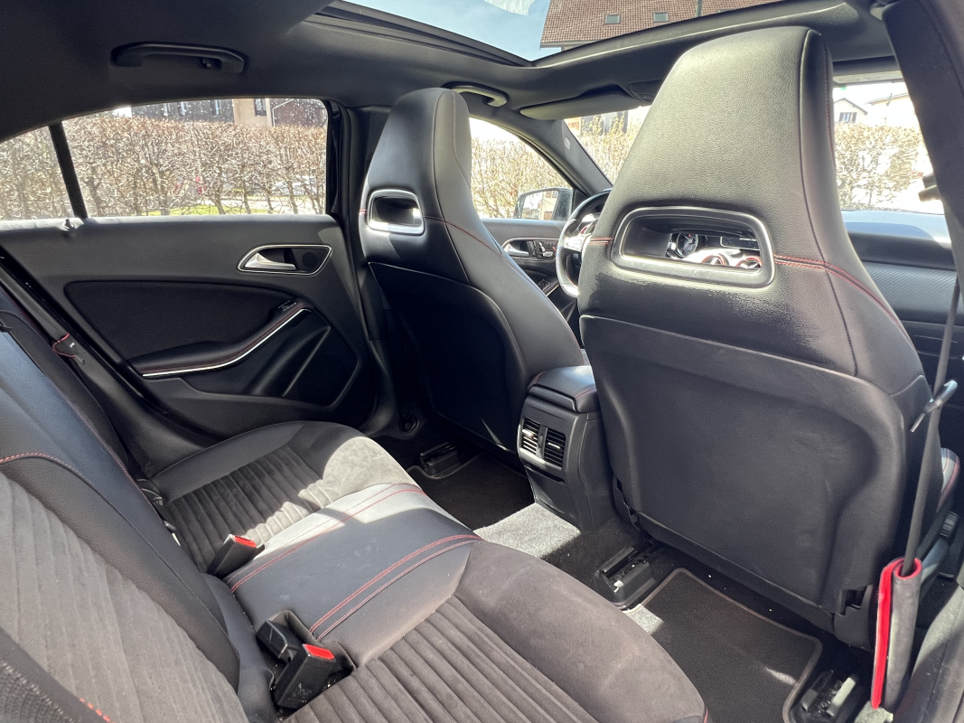 Mercedes Classe A — 38