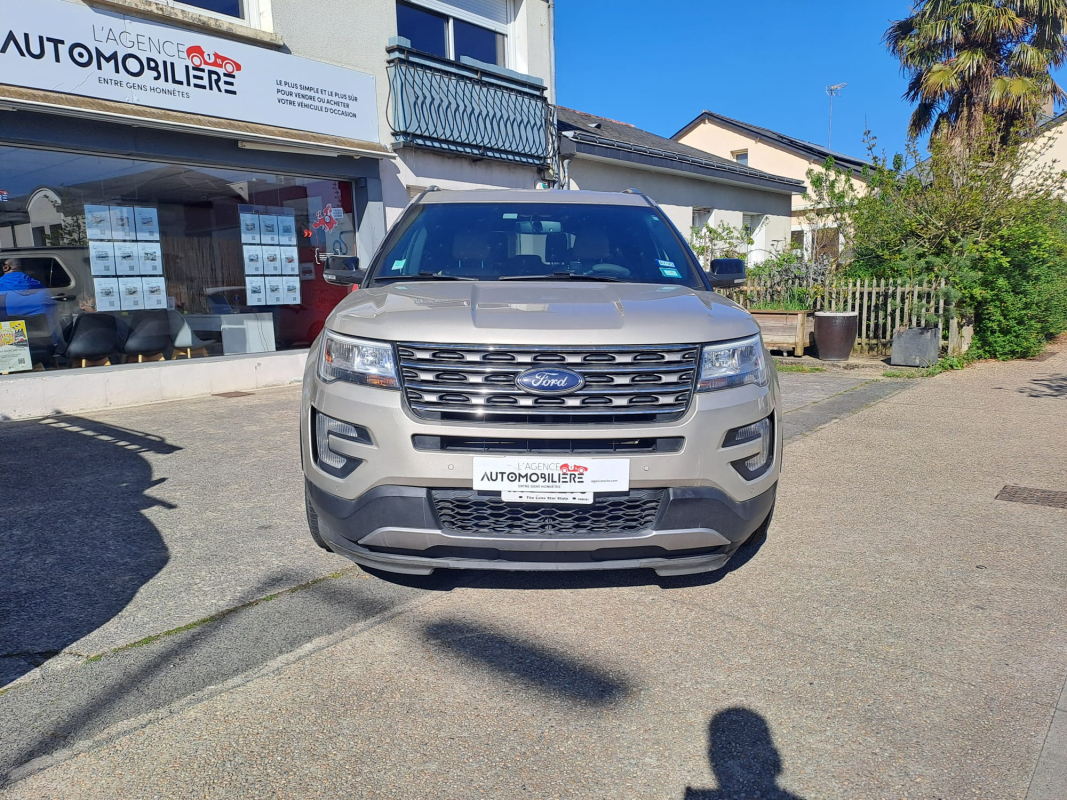 Ford Explorer — 2