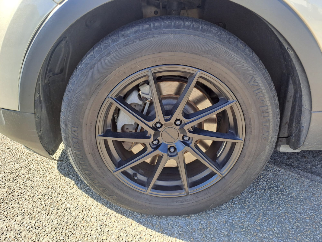 Ford Explorer — 18
