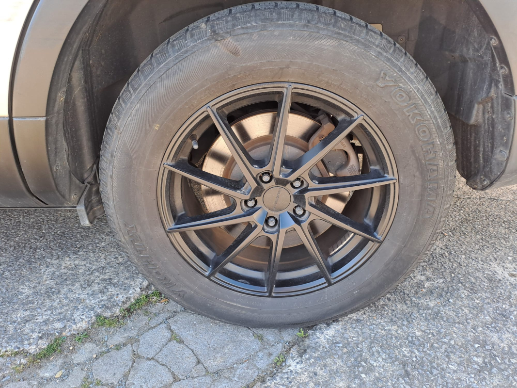 Ford Explorer — 19
