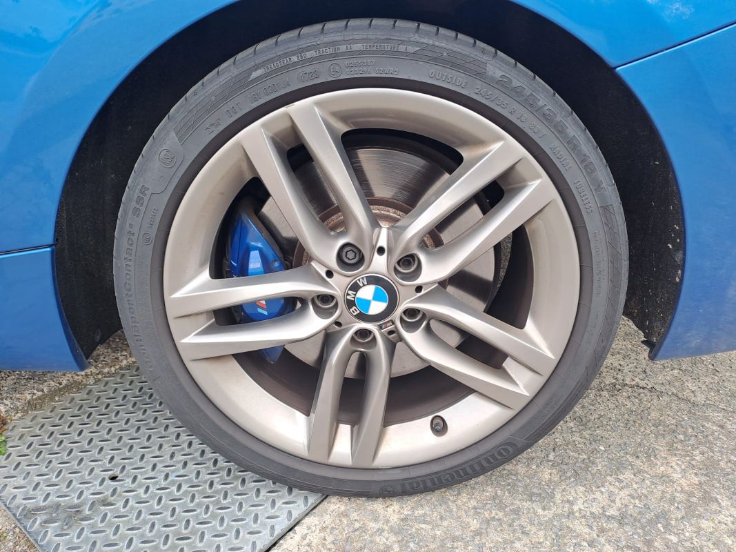 Bmw Série 2 — 22