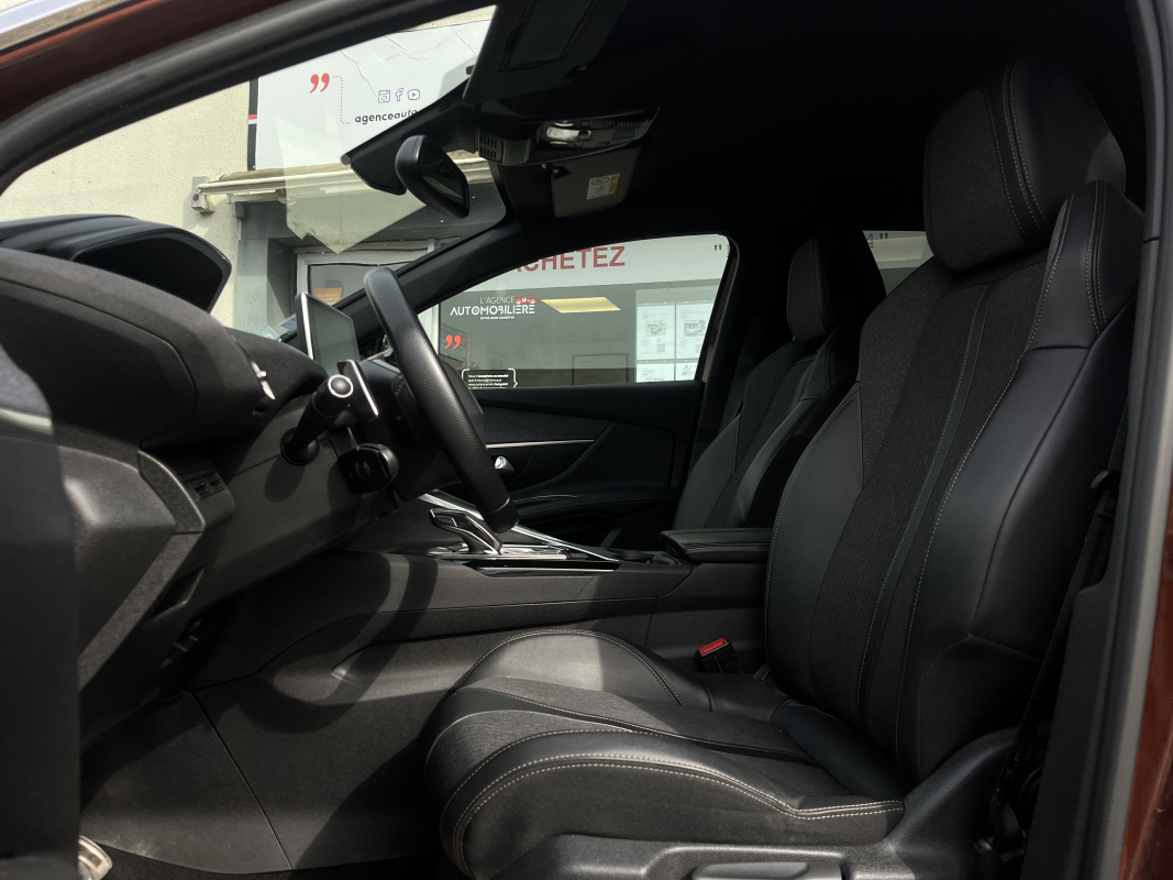 Peugeot 3008 — 12