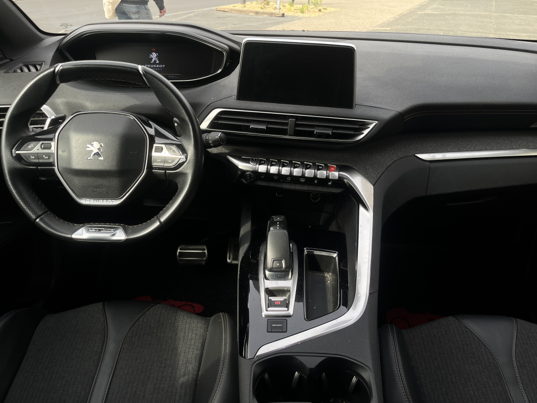 Peugeot 3008 — 10