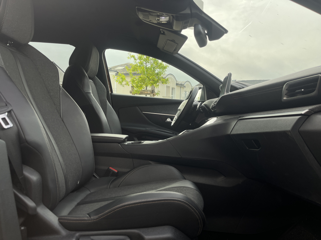 Peugeot 3008 — 13