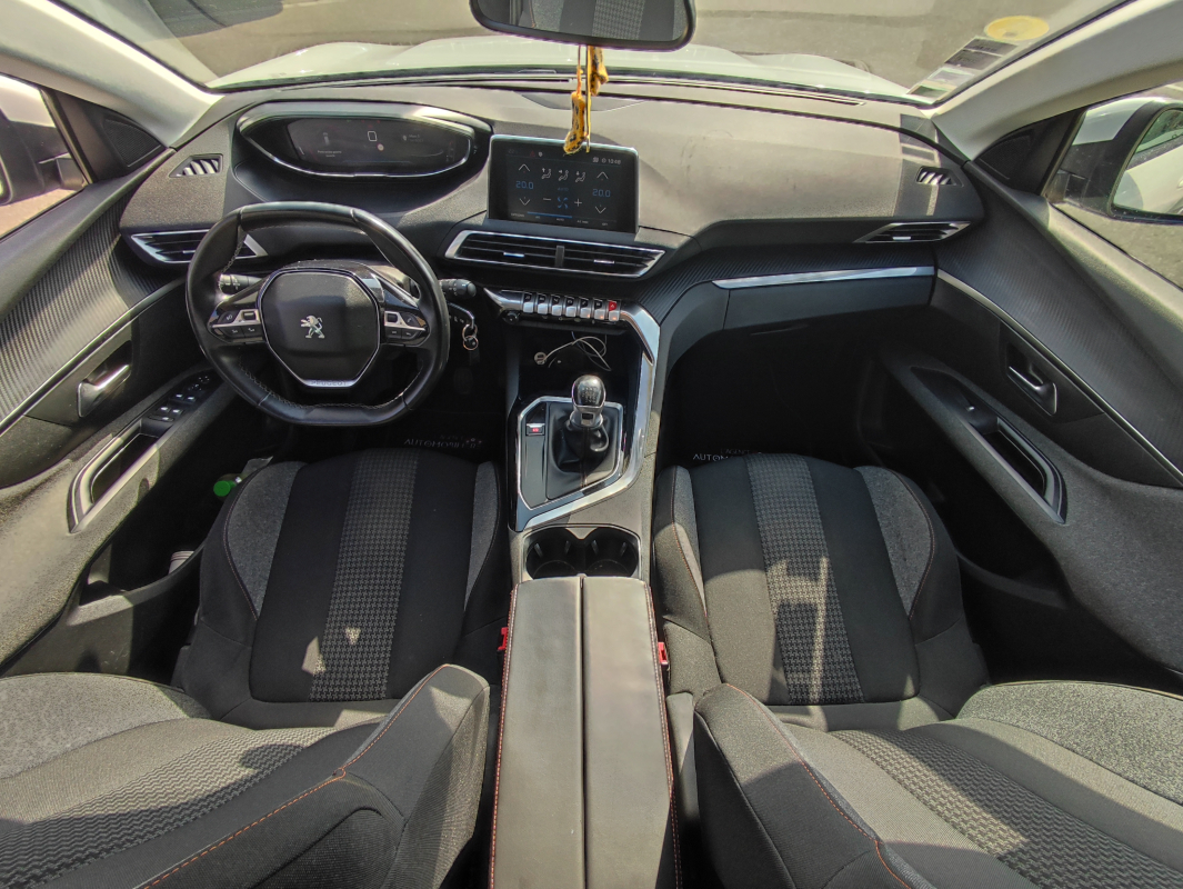 Peugeot 5008 — 18