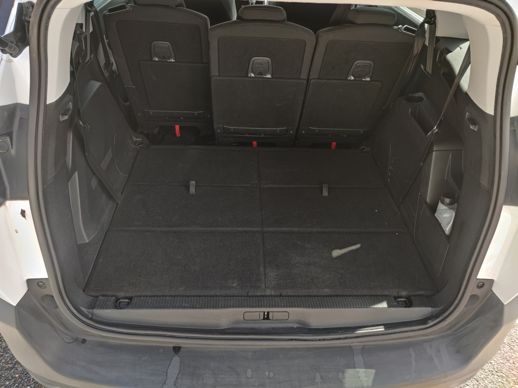 Peugeot 5008 — 14