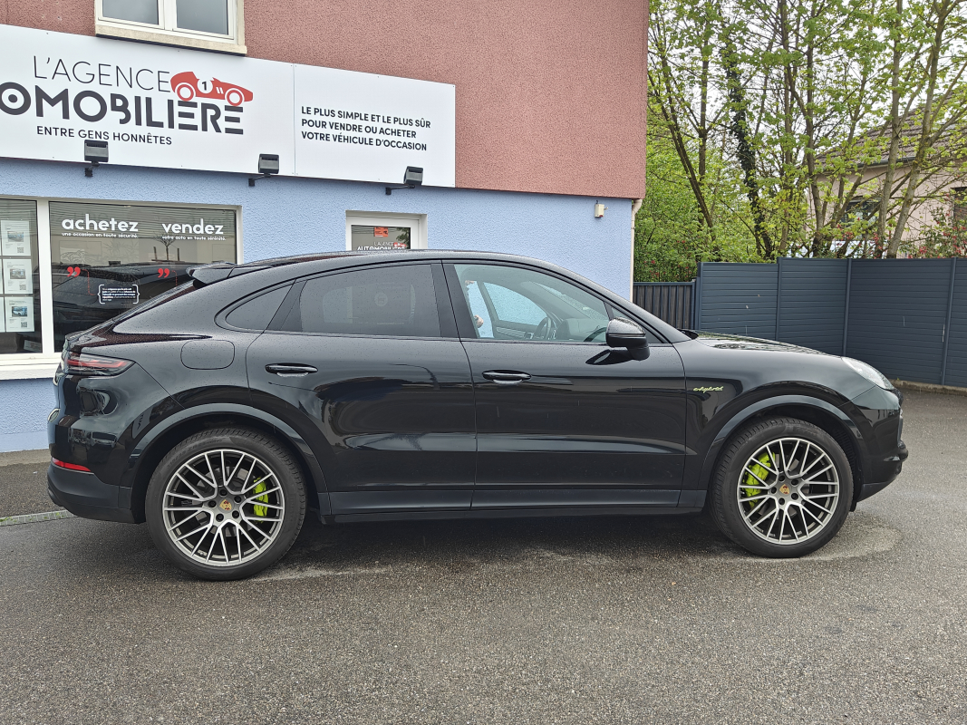 Porsche Cayenne — 9
