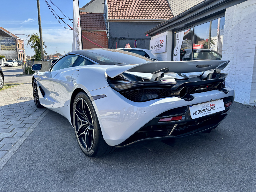 McLaren 720s — 3