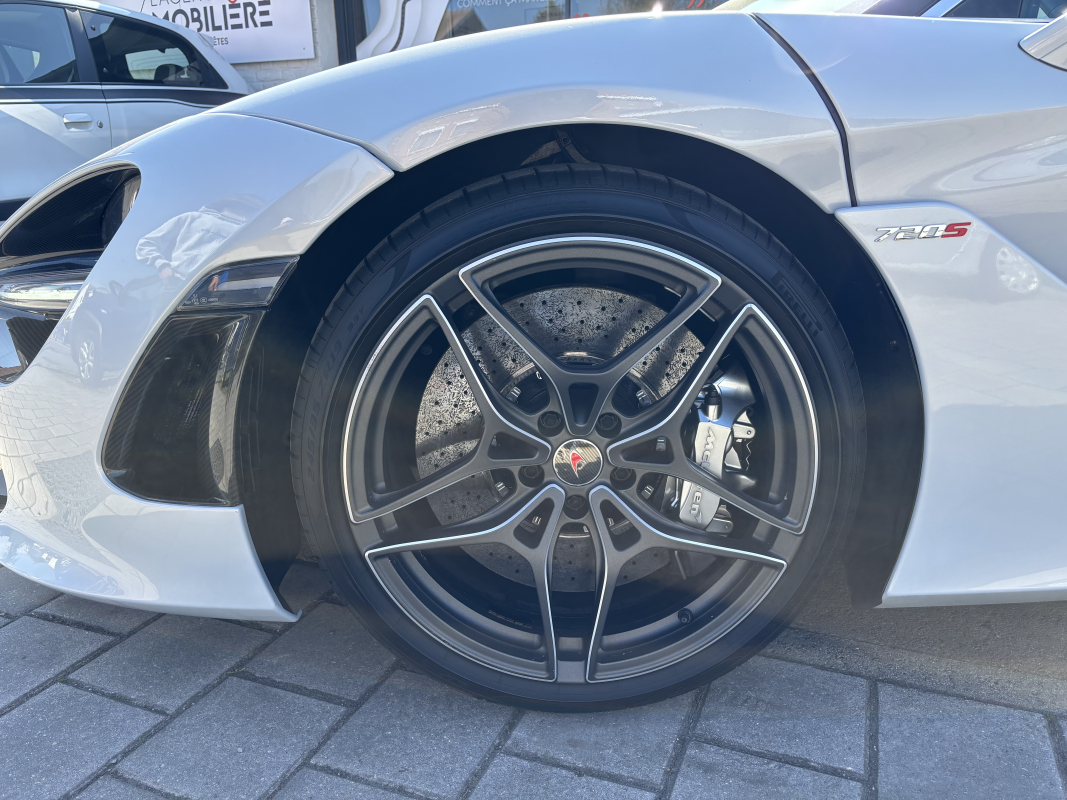 McLaren 720s — 37