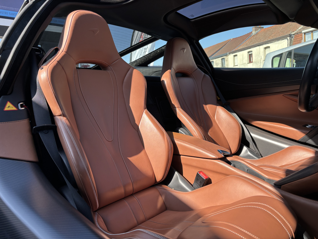 McLaren 720s — 11