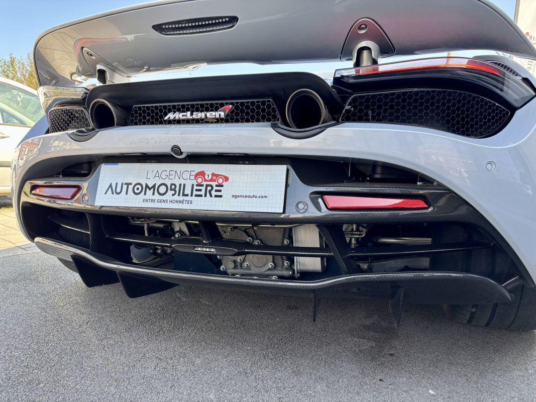 McLaren 720s — 36