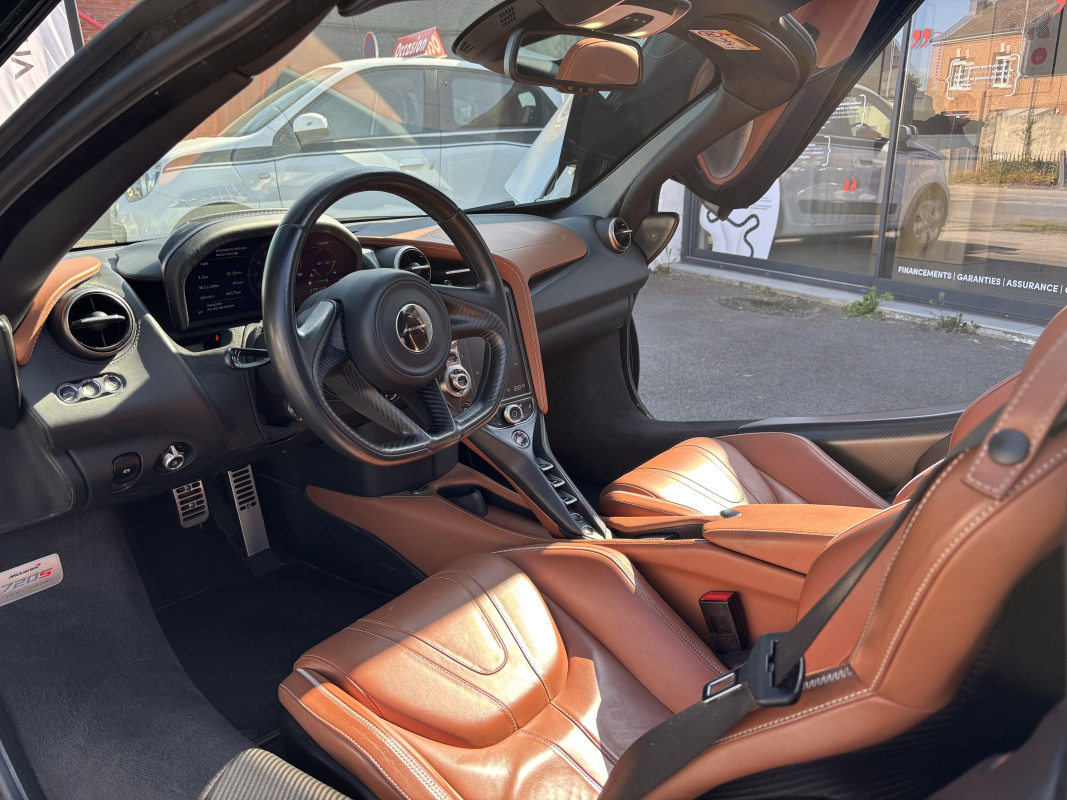 McLaren 720s — 21