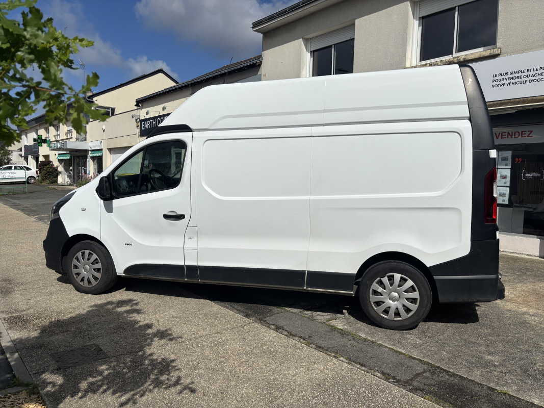 Opel Vivaro — 8