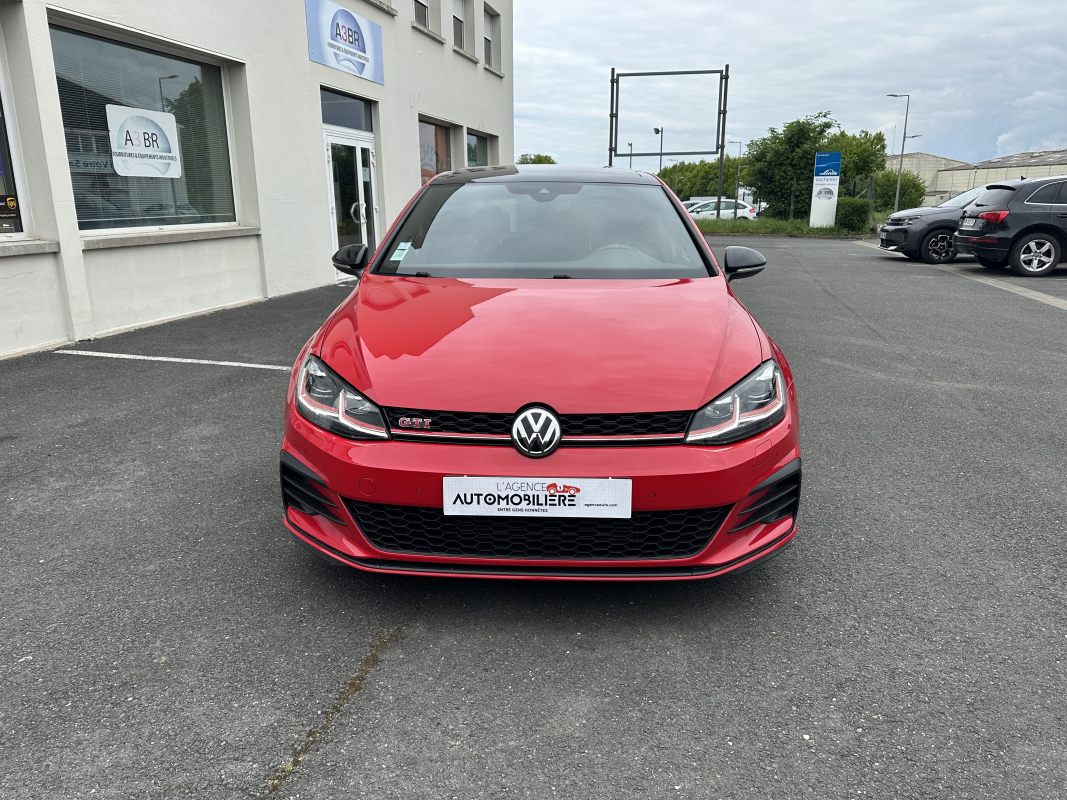 Volkswagen Golf — 8