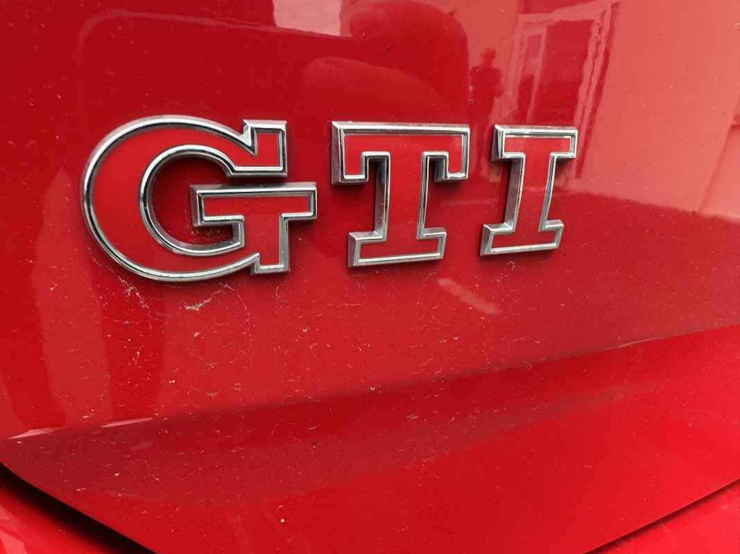 Volkswagen Golf — 34