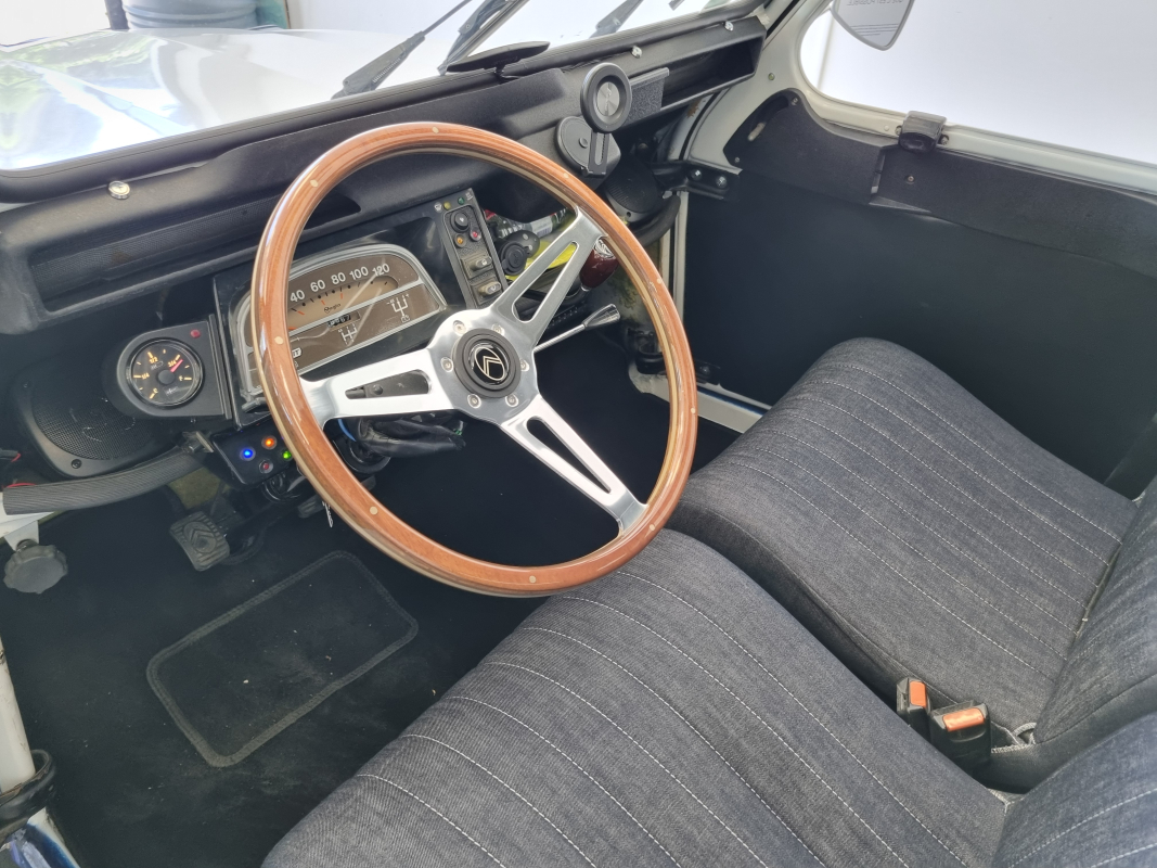 Citroen 2CV — 21