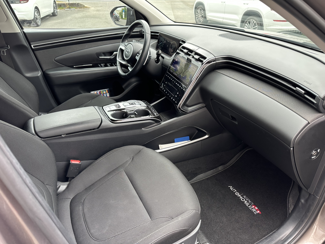 Hyundai Tucson — 11