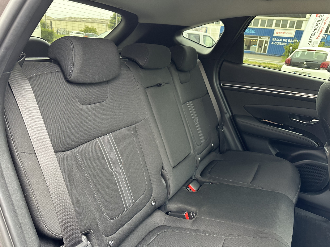 Hyundai Tucson — 14