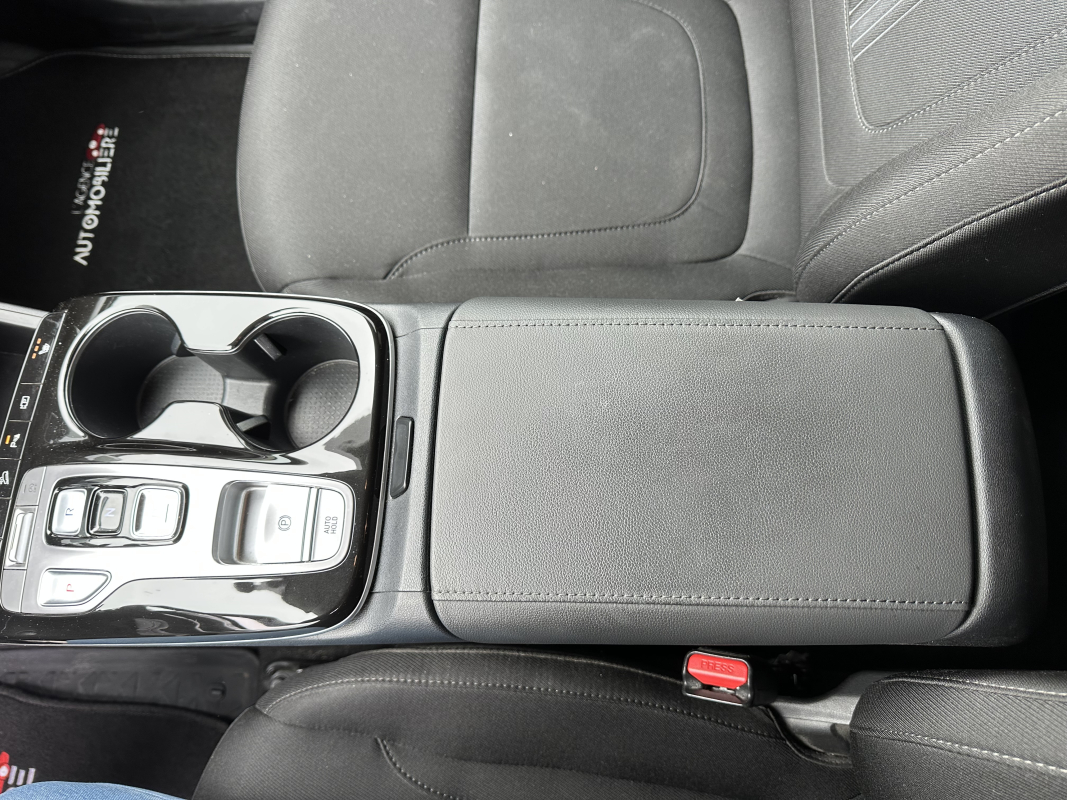 Hyundai Tucson — 32