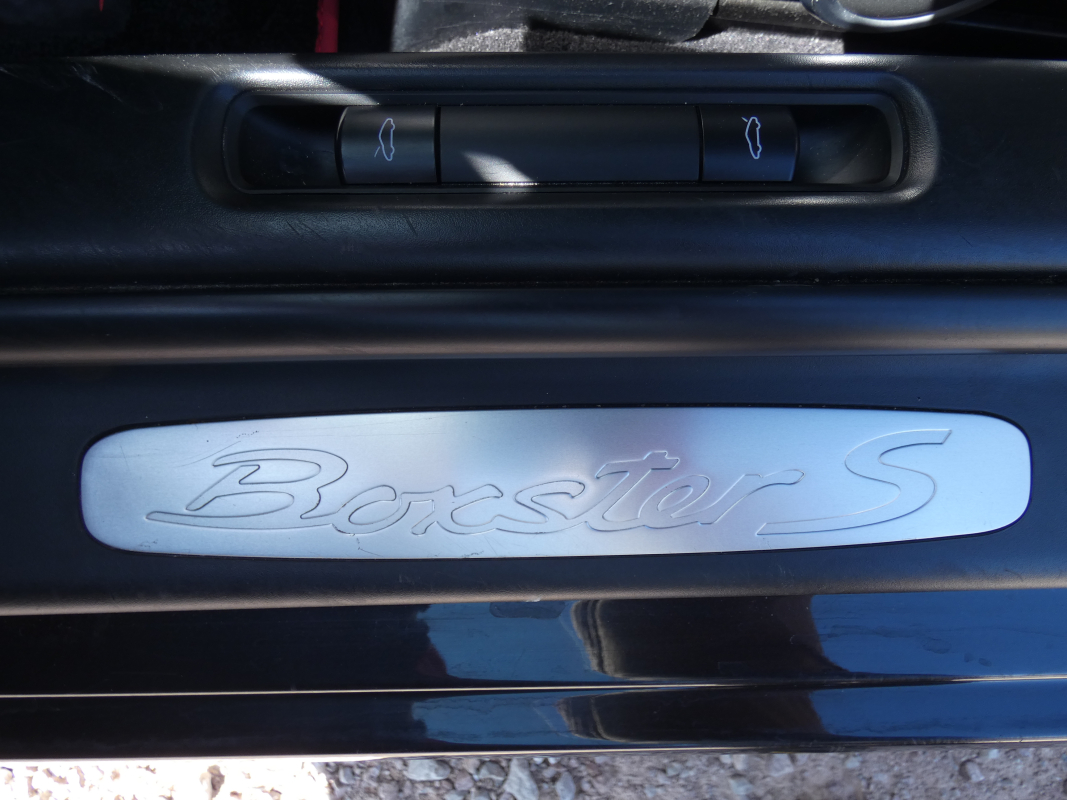 Porsche Boxster — 21