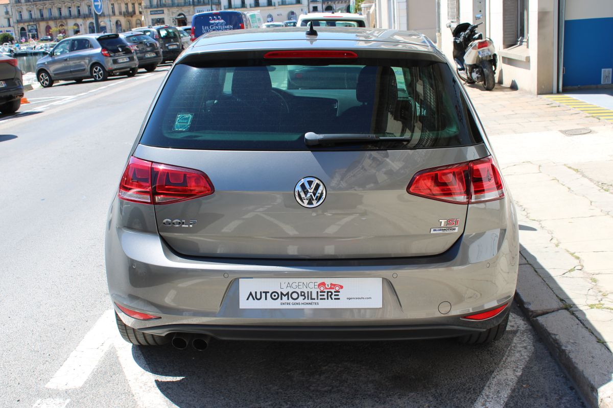 Volkswagen Golf — 6