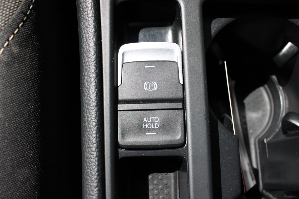 Volkswagen Golf — 22
