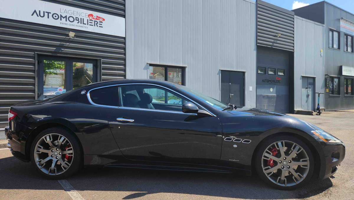Maserati Granturismo — 2
