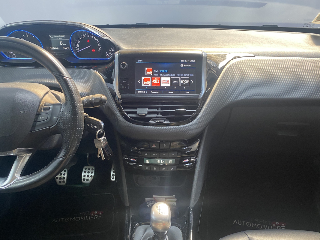 Peugeot 2008 — 22