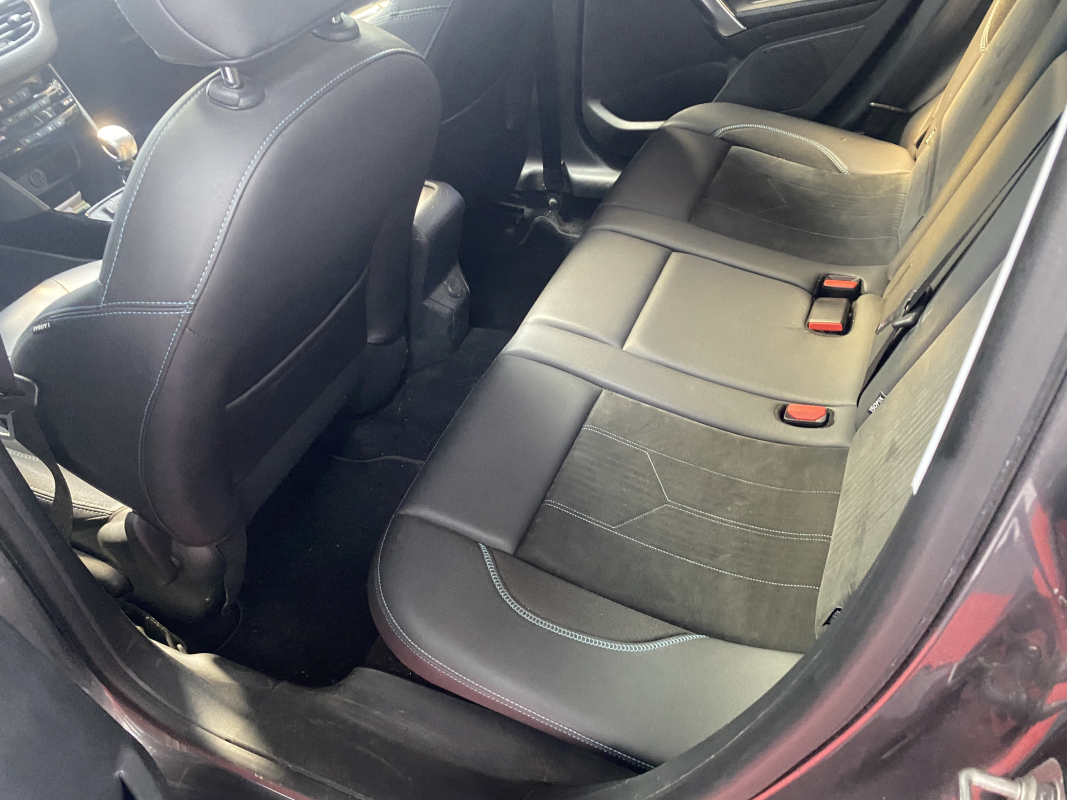 Peugeot 2008 — 19