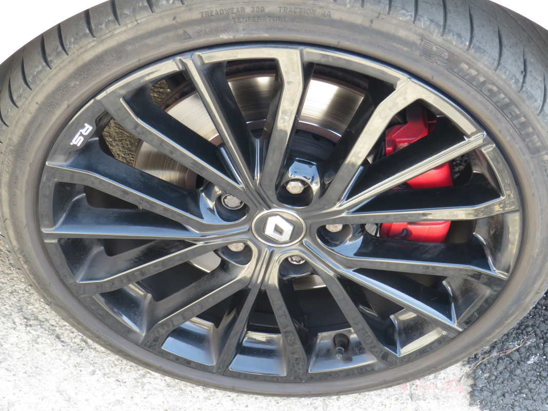 Renault Clio — 24