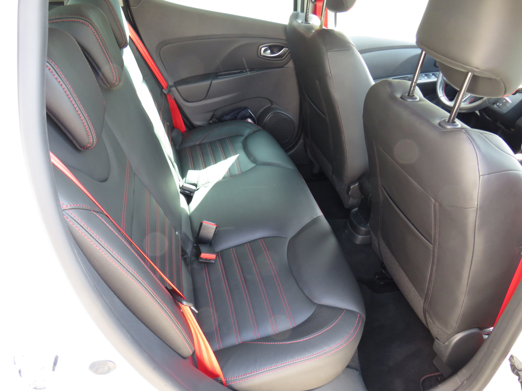 Renault Clio — 10