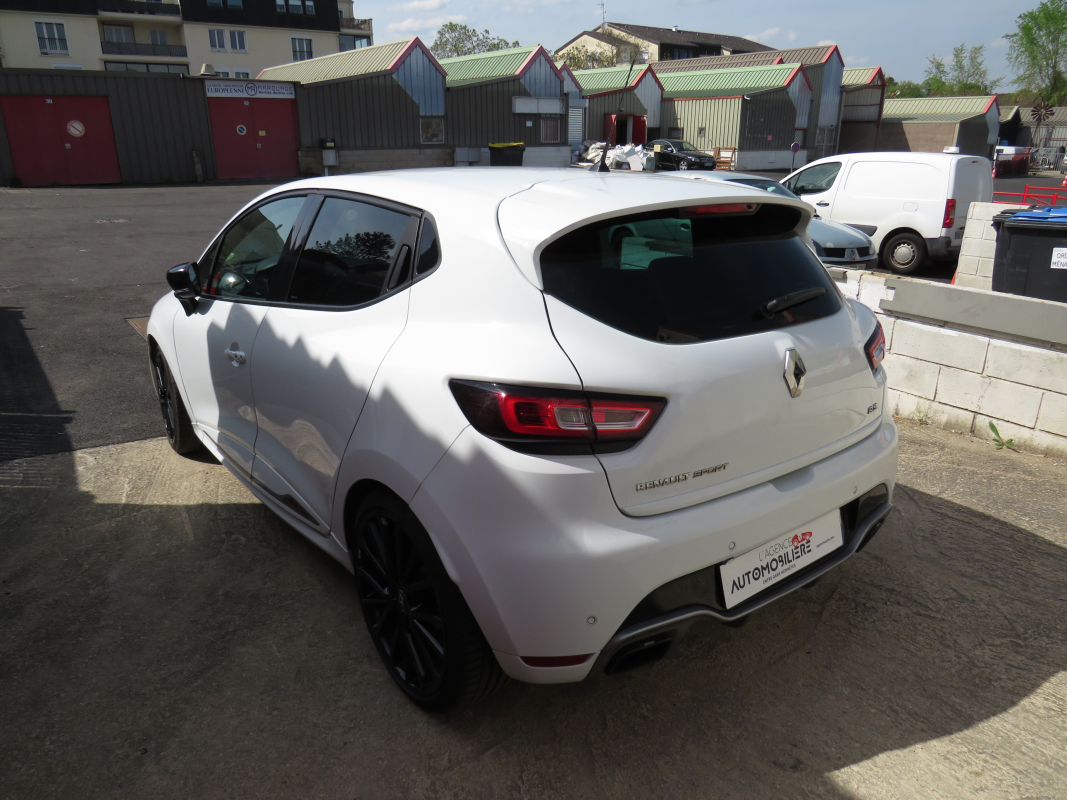 Renault Clio — 3