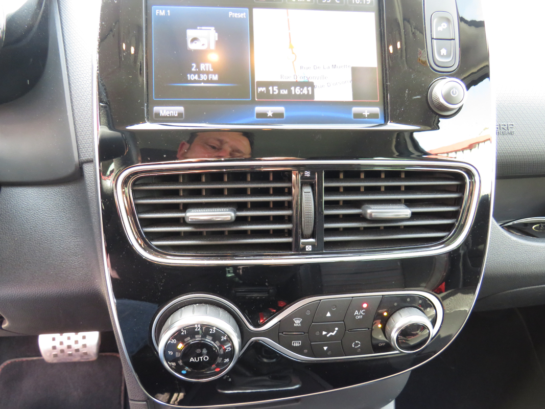 Renault Clio — 13