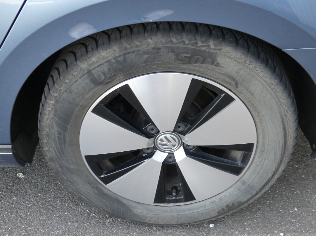 Volkswagen Passat SW — 22