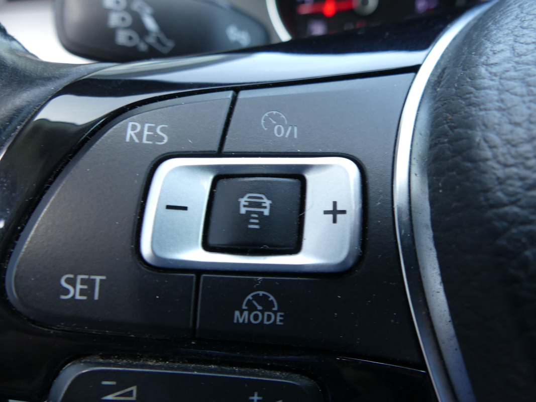 Volkswagen Passat SW — 25