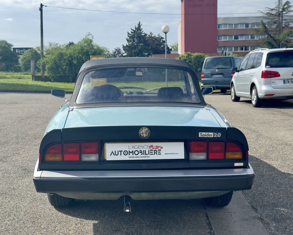 Alfa Romeo Spider — 9