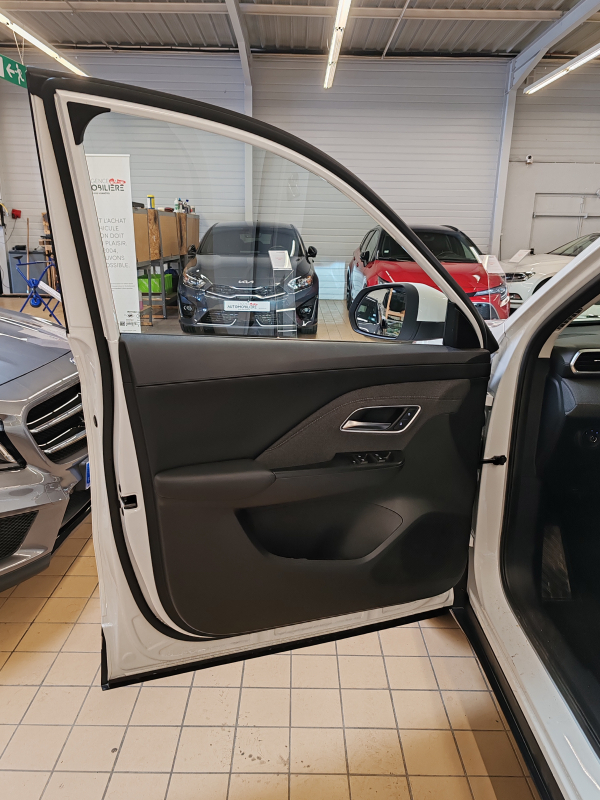 MG ZS — 21