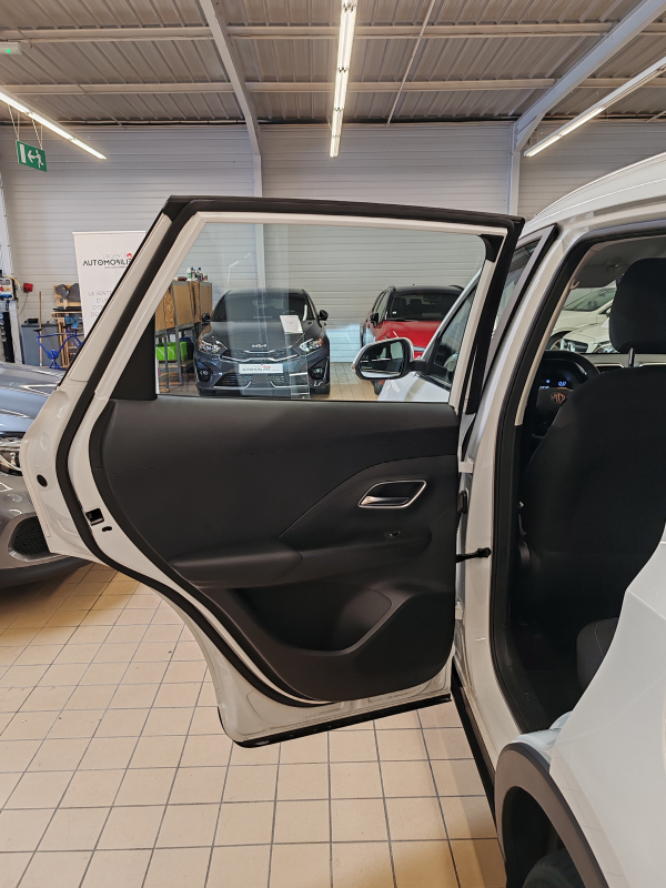 MG ZS — 22