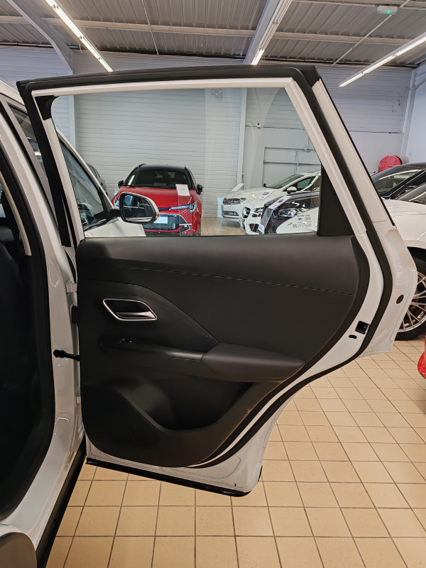 MG ZS — 23