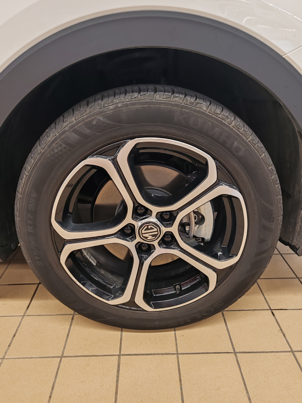MG ZS — 20