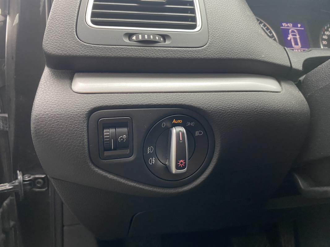 Volkswagen Sharan — 25