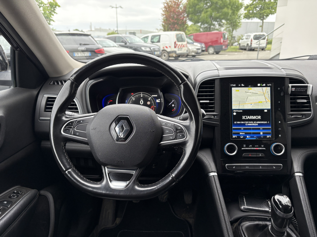 Renault Koleos — 12