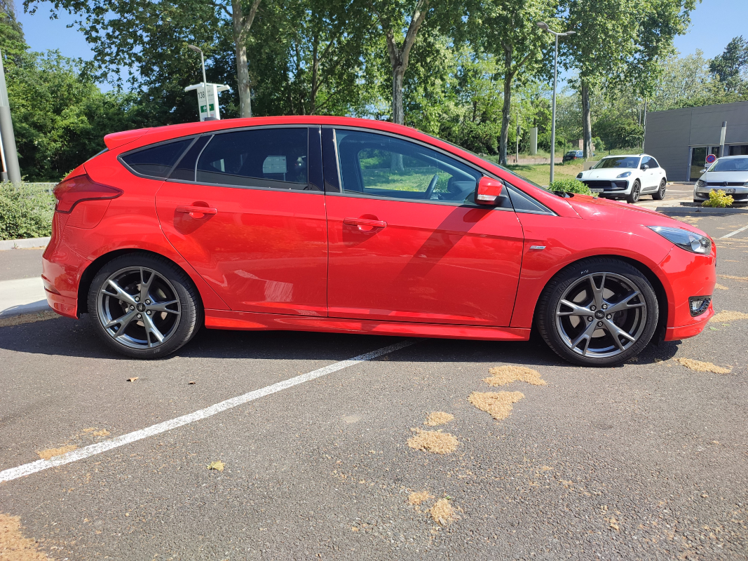 Ford Focus — 6