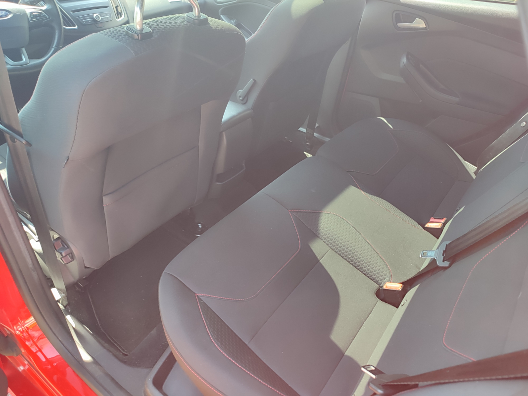 Ford Focus — 17