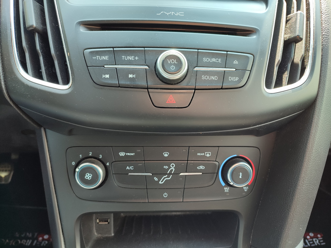 Ford Focus — 16