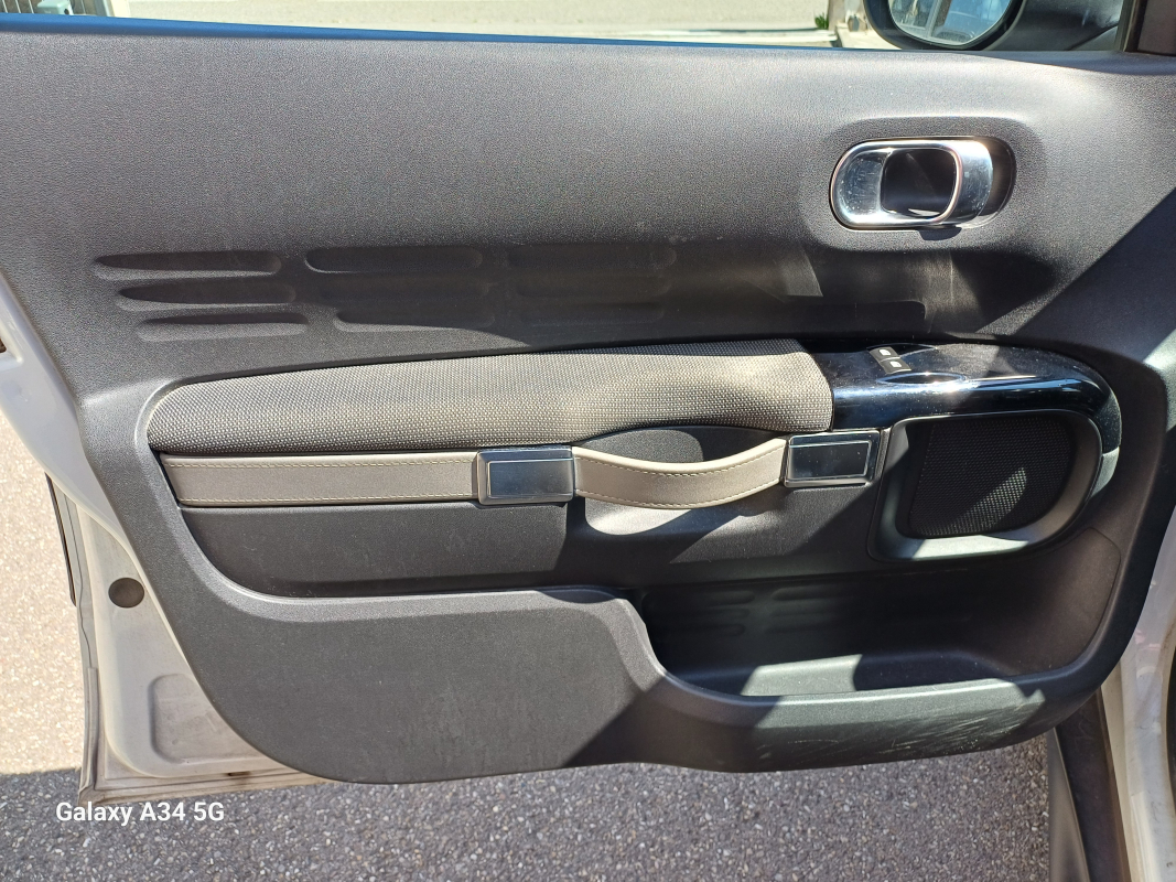 Citroen C4 Cactus — 9