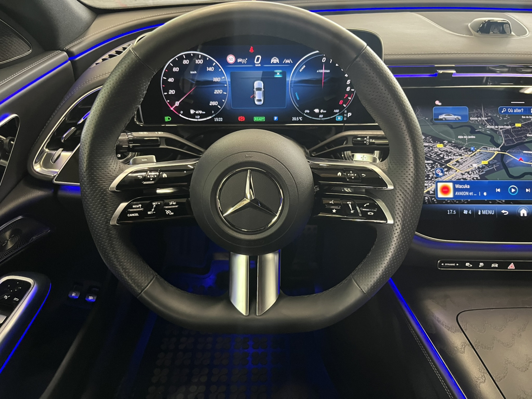 Mercedes Classe E — 26